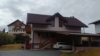 Expose EG und OG eines Familienhauses zu vermieten, EUR 1.700 Preis ist ALL IN!