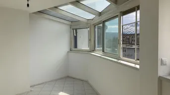 Expose Helle 3-Zimmer-Dachgeschosswohnung mit großer Terrasse &amp; Garagenplatz - ideal für Familien und Paare