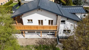 Expose Schöne Wohnung in Aussichtslage, Balkon, Terrasse mit Garten und Carport zu vermieten