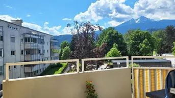 Expose Helle 3-Zimmer-Wohnung mit 2 Balkonen in Hötting-West – Ideal für Singles, Paare oder WGs!