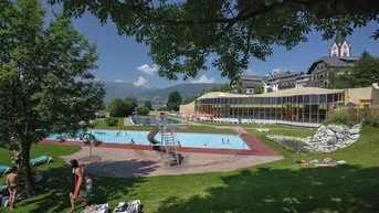 Expose Schönes Südseitiges Haus mit Bauparzelle im Sonnen -reichsten Ort Österreich