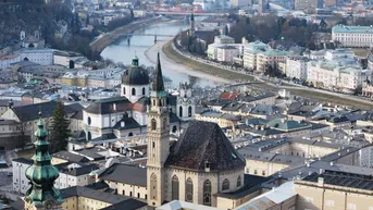 Expose Historisches Stadthaus mit gebührlicher Einrichtung