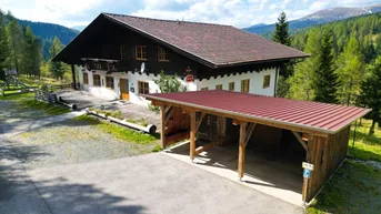 Expose Top-Lage in den Nockbergen: Idyllischer Gasthof auf 1.580 Metern in Kärntens vielseitigem Erholungs- und Skigebiet