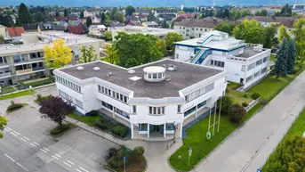 Expose Sofort verfügbare Lager- &amp; Produktionsfläche mit Tageslicht in Klagenfurt