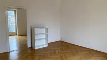 Expose Attraktive Altbauwohnung mit französischem Balkon in Uninähe 