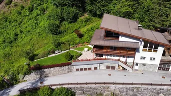 Expose Hüttau- Großzugige Garten und Garage Wohnung!