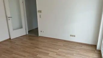 Expose Kleine, exklusive Dachgeschoßwohnung im Zentrum von Floridsdorf 