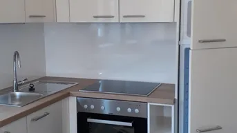 Expose 2.5-Zimmer Erdgeschosswohnung mit Terrasse und Balkon im Grünen