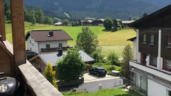 Expose sonnige und moeblierte 2 Zimmerwohnung zu vermieten