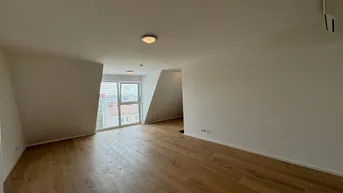 Expose Luxuriöse Dachgeschosswohnung mit 35m² Dachterrasse