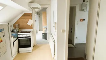 Expose Dachgeschosswohnung im Innenstadtund und Blick an die Donau