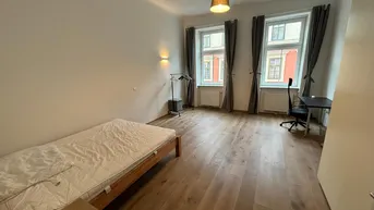 Expose Studenten-Zimmer in 4er WG! 695€ inklusive Strom, Heizung, Internet! Ideale Verkehrsanbindung! Verfügbar ab 10.05.2025!