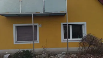 Expose Helle 3-Zimmer Dachgeschosswohnung mit Garten