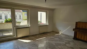Expose Schöne helle Wohnung in der Nähe von Schönbrunn in einer aufsteigenden Gegend! 