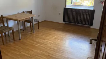 Expose Helles 20 m² Zimmer in 4er WG, nahe Uni / perfekte Anbindung