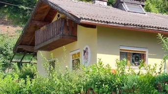 Expose Charmantes Zweifamilienhaus in ruhiger Lage von Großgmain