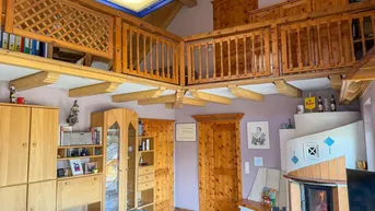 Expose Stilvolles Wohn- und Ferienhaus im Garage und Panoramaterrasse!