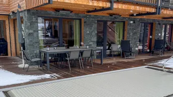 Expose Luxuriöse Ferienwohnung inklusive Outdoor-Pool am Kreischberg!