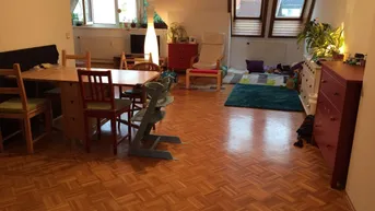 Expose ZENTRUMSNAHE DG - WOHNUNG IM GRÜNEN MIT GARTENNUTZUNG
