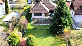 Expose DB IMMOBILIEN | Sehr gepflegtes Haus mit wunderschönem Garten