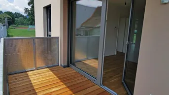 Expose AN ALLE ANLEGER !!! Barrierefreie 3 Zimmer Wohnung mit eigenem Gartenabteil, Balkon und Stellplatz!