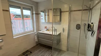 Expose DB IMMOBILIEN | 3 Zimmerwohnung mit Balkon und Parkplatz - bezugsbereit!