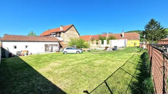 Expose DB IMMOBILIEN | Sonniger Eck-Baugrund in Henzing