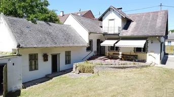 Expose DB IMMOBILIEN | Großes Grundstück ° Bauland-Agrar Widmung ° mit viel Potenzial und sanierungsbedürftigem Haus zu kaufen!