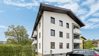 Expose Großzügige 4-Zimmer Wohnung mit zwei Balkonen in Obertrum am See