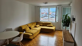 Expose Gemütliche 2-Zimmer Wohnung in Ruhelage mit Balkon und Tiefgarage