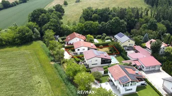 Expose !! Preisreduktion !! Wohnen im Grünen – charmantes Haus mit Galerie und viel Potenzial in Sieghartskirchen!