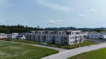 Expose Großzügige 3 Zimmer Gartenwohnung Top 1.5 in Hagenberg | Erstbezug | Fernblick