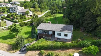 Expose Sehr gepflegtes Einfamilienhaus mit großem Grundstück und viel Potential | Feldkirchen an der Donau