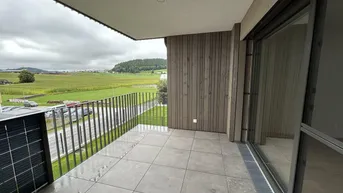 Expose Superkompakte Terrassenwohnung - 1. Monat MIETFREI | Erstbezug | Grünblick