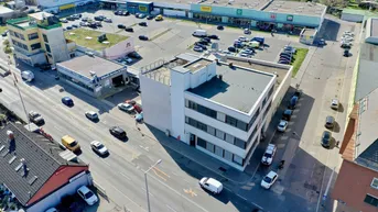 Expose *provisionsfrei* 1.000m2 großteils bestandsfreies Büro-/Produktions-/Werkstattgebäude in 1120 Wien, großzügige Aufstockung möglich (+8,5m)