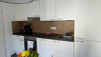 Expose 2-Zimmer Wohnung mit 5m2 Loggia | Thaliastraße | Billa im Haus | 4. Liftstock