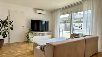 Expose All-In | Beautifully furnished air-conditioned 1-BR Apartment nearby subway | 13sqm Balcony