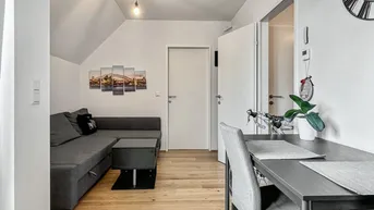 Expose 40 m² | Hofseitige 2-Zimmer Wohnung mit Loggia | Thaliastraße | Billa im Haus | 4. Liftstock