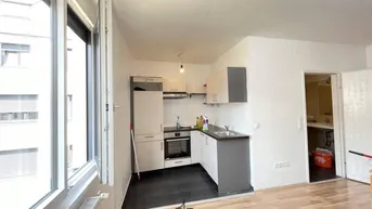 Expose Moderne und helle 3-Zimmer-Wohnung im 3. OG | 49m² | Nahe U4 Friedensbrücke