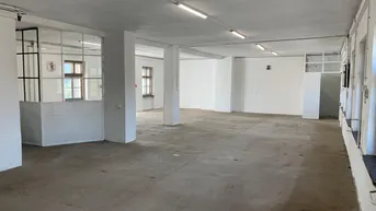 Expose Halle in attraktiver Lage – teilsaniert mit vielseitigen Nutzungsmöglichkeiten