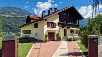 Expose Ansprechendes Einfamilienhaus mit großem Garten zu verkaufen!Oberkärnten - 20km von Lienz entfernt!