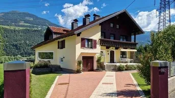 Expose Ansprechendes Einfamilienhaus mit großem Garten zu verkaufen!Oberkärnten - 20km von Lienz entfernt!