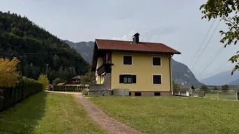 Expose Großzügiges Wohnhaus mit großem Garten zu verkaufen! Zweitwohnsitz möglich!Oberkärnten - 20km von Lienz entfernt!