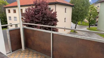 Expose Renovierungsbedürftige Wohnung mit Balkon und Parkplatz in Lienz zu verkaufen!