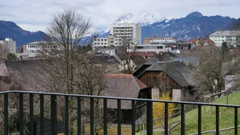 Expose Neubau-Mietwohnung mit einzigartigen Ausblick ins Grüne, die Stadt und die umliegenden Berge