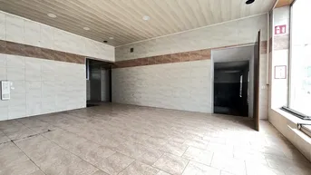 Expose Geschäftsfläche mit großem Schaufenster, direkt an der Hauptstraße in Admont mieten!