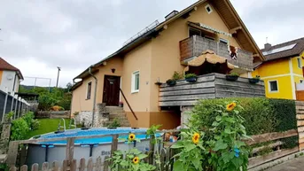Expose Charmantes Familienhaus mit viel Potential - Ein idyllischer Platz zum Leben nahe Vöcklabruck um € 212.000 .-