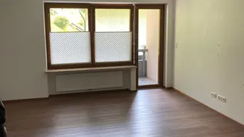 Expose 2 Zimmer Wohnung mit Balkon