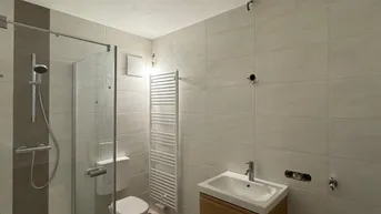 Expose Neu sanierte 1-Zimmer-Wohnung mit Loggia – Nähe Uni und TU Graz