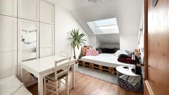 Expose Aigen Calling: Stylische 3-Zimmer-Mansarde zur Miete